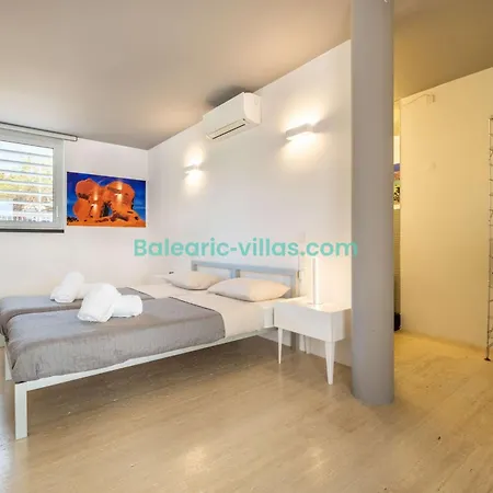 Seafront Sunset Villa *