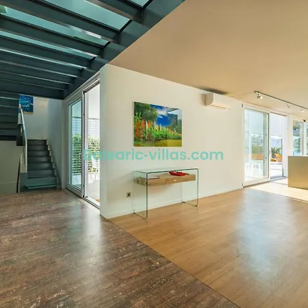 Seafront Sunset Villa